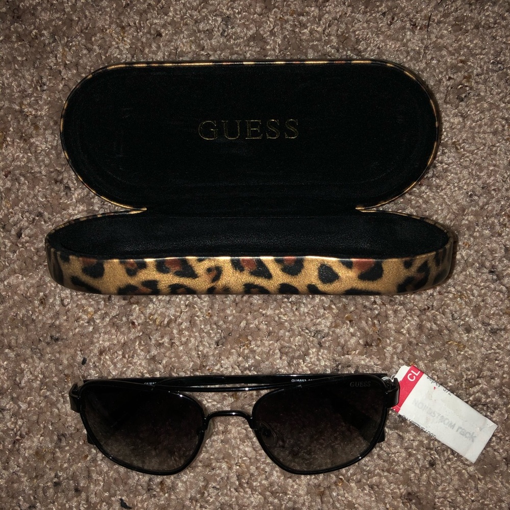 Guess Black Sunglasses